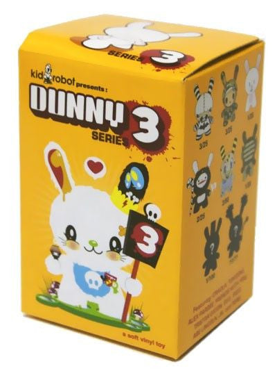 Dunny Series 3 - Nike
