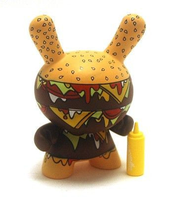 Dunny Series 4: Twelve Car Pileup - Nike
