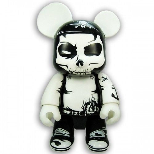 8" Qee Zombie Pirate Bear - Nike
